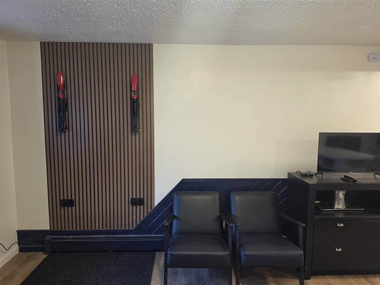 King suite with full kitchen